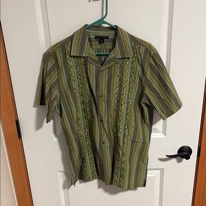 Banana Republic Olive and Brown Striped Summer Resort Men's Shirt